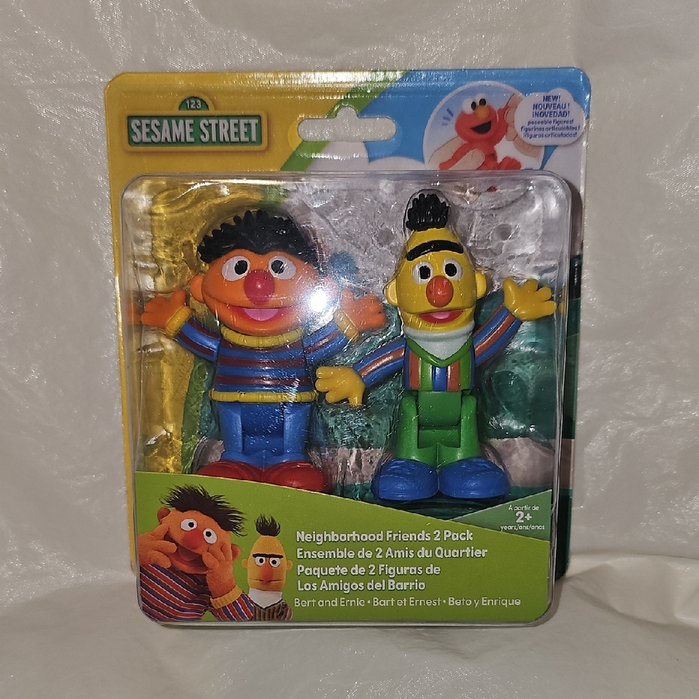 Sesame Street Neighborhood Friends Movable Figures Set of 2, Bert & Ernie New